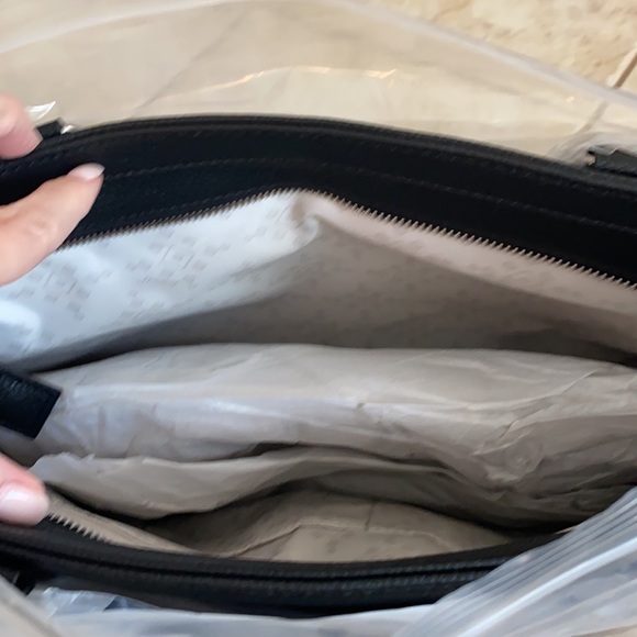 Thirty-One Black Beauty Pebble New Bag! - Picture 4 of 6